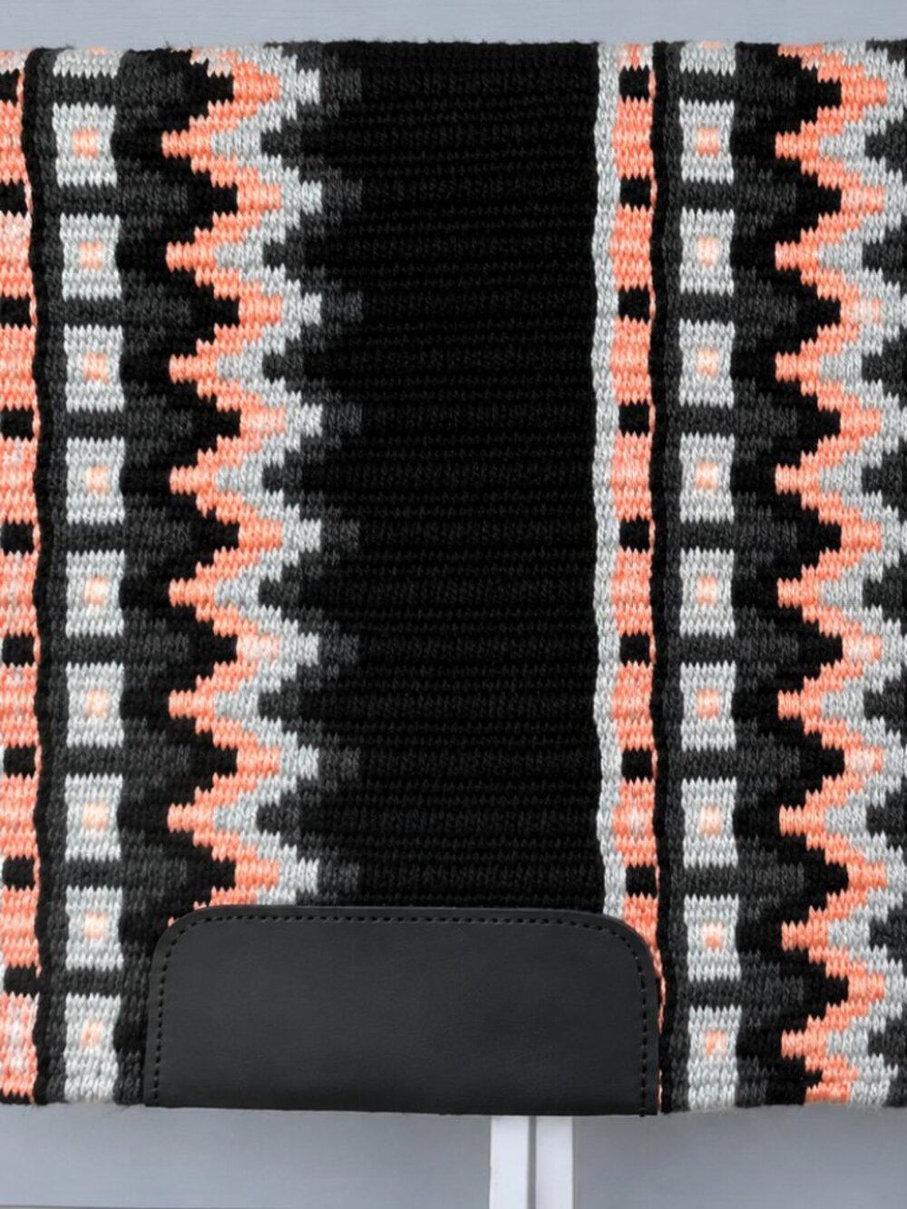 Black peach show pad